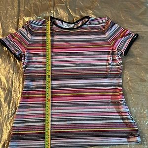 J. RIBKOFF SHORT SLEEVES STRIPED BLOUSE VERY SHINY & STRETCHABLE!